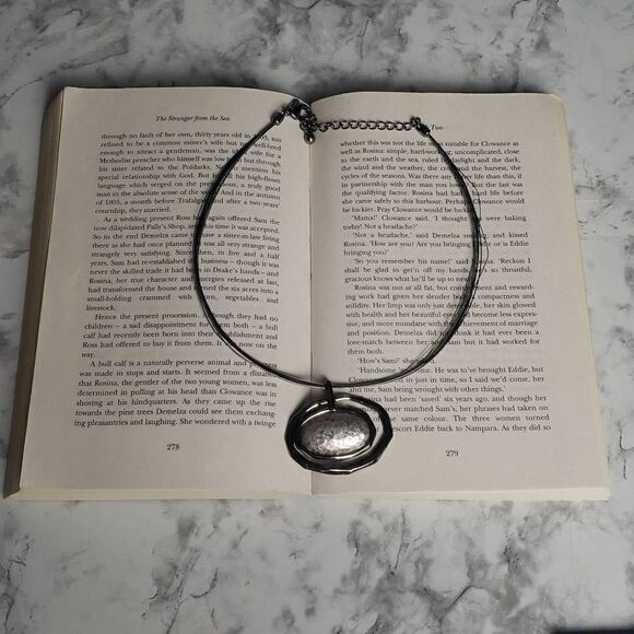 Chico's Oval Silver Statement Necklace - Picture 1 of 8